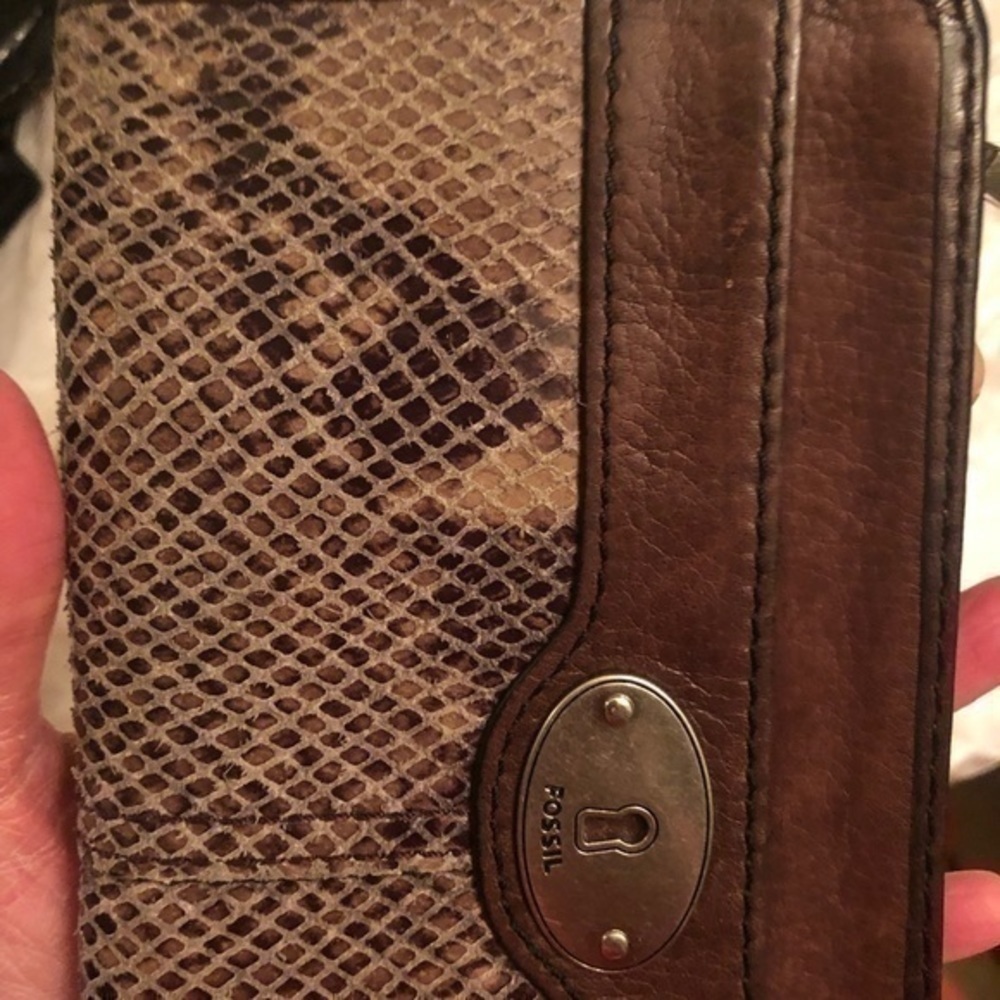 Fossil brown leather and python embossed wallet - image 7